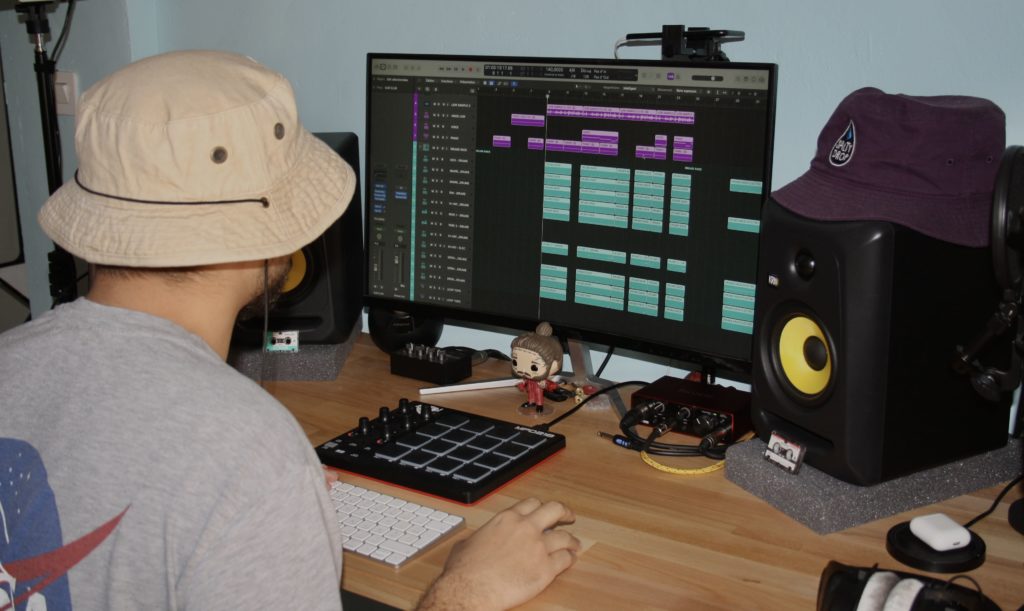 À propos de Blesk : beatmaker sur le logiciel LogicPro | Région parisienne